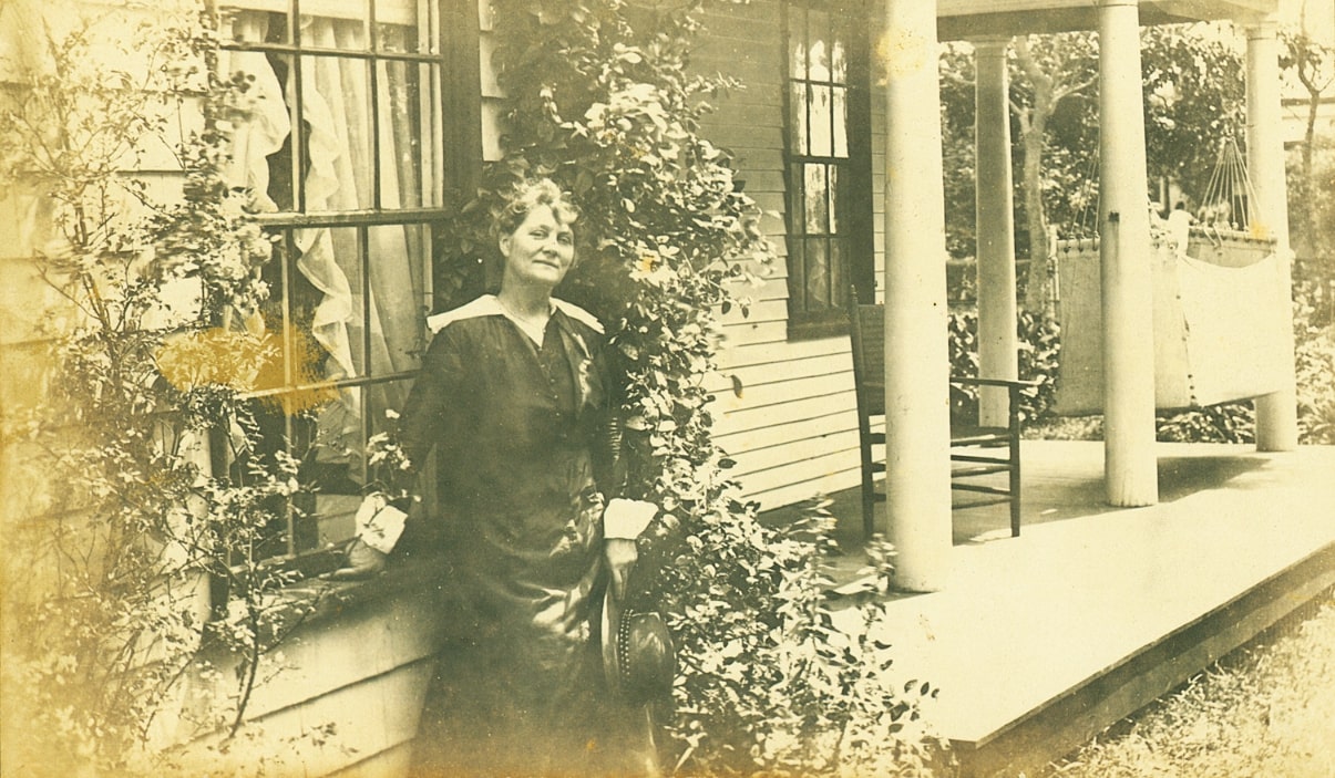 Photo: “Mother – Margaret Barnes.” at the Sconset house known as “Rosemary,” 29 Main Street, Nantucket, Massachusetts. Credit: Nantucket Historical Association.