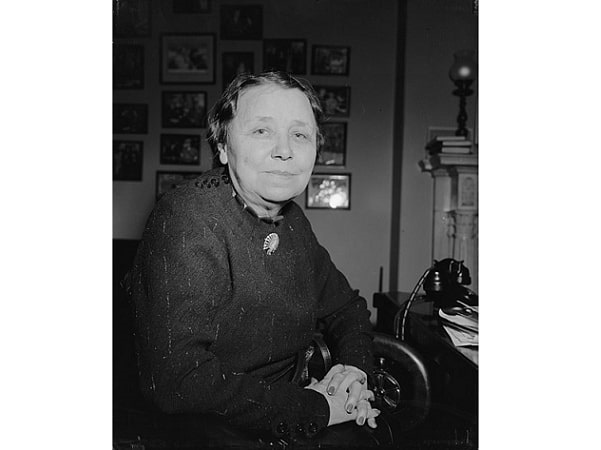 Photo: Arkansas Senator Hattie W. Caraway, 3 November 1940. Credit: Library of Congress, Prints and Photographs Division.