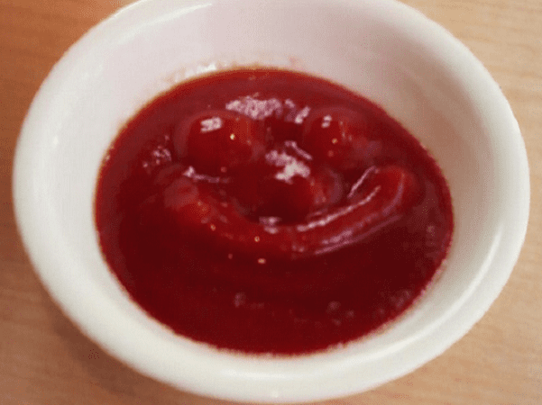 Photo: ketchup. Credit: idealisms; Wikimedia Commons.