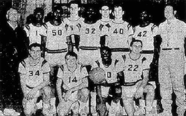 Photo: the Stamford High School basketball team, 1964