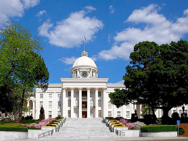 the State Capitol Building in Montgomery, Alabama, completed in 1851. Credit: Carol M. Highsmith; Library of Congress, Prints and Photographs Division.