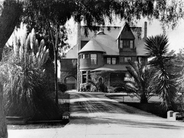 Photo: the Severance mansion in California. Credit: Los Angeles Public Library, Archive Collection, Genealogy and History.