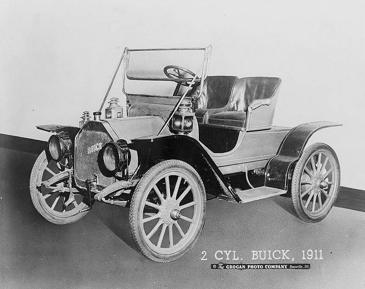 Photo: 2-cylinder Buick, 1911