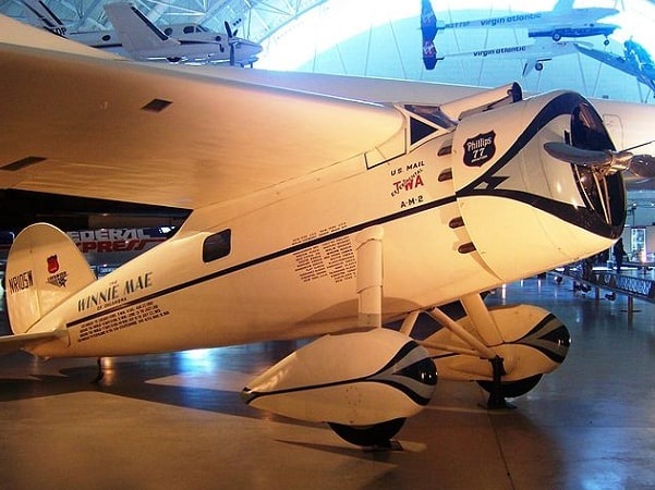 Photo: "Winnie Mae," a Lockheed Vega aircraft of Wiley Post, in Steven F. Udvar-Hazy Center. Credit: Jarek Tuszyński; Wikimedia Commons.