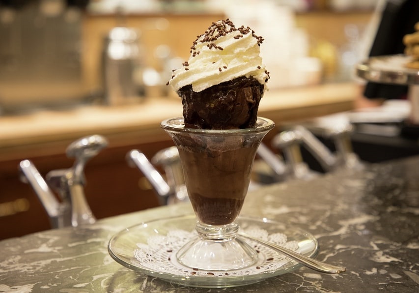Photo: chocolate ice cream served at Leopold’s Ice Cream Shop, Savannah, Georgia