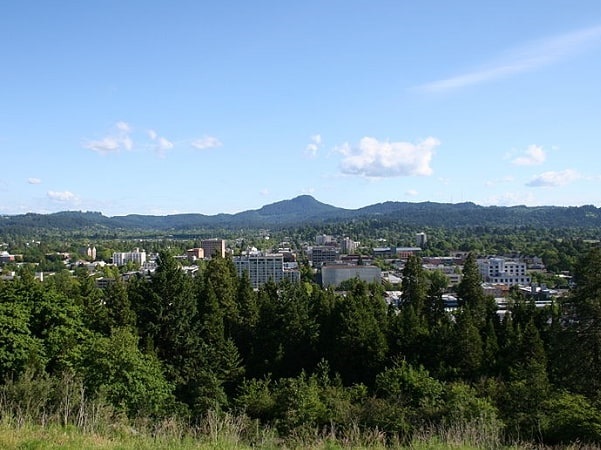 Photo: Eugene, Oregon. Credit: Lauram12345; Wikimedia Commons.