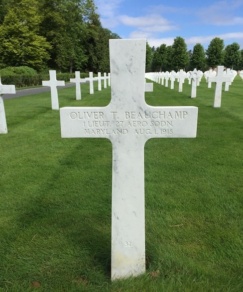 Photo: grave marker for Lt. Oliver T. Beauchamp, Oise-Aisne American Cemetery and Memorial, Fere-en-Tardenois, Département de l’Aisne, Picardie, France. Courtesy of Colin George France.