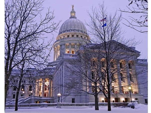 Photo: the Wisconsin State Capitol, Madison, Wisconsin. Credit: RAHurd; Wikimedia Commons.