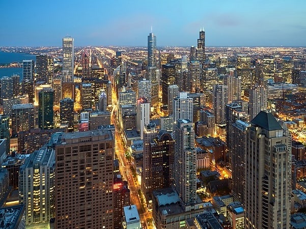 Photo: Chicago, Illinois. Credit: Pedro Szekely; Wikimedia Commons.