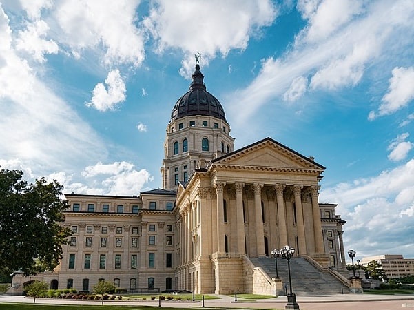 Photo: the Kansas State Capitol in Topeka, Kansas. Credit: Tony Webster; Wikimedia Commons.
