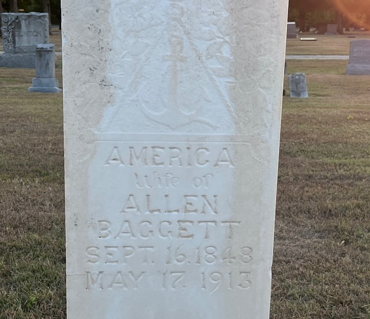 Photo: gravestone for America Baggett. Information provided by Gary W. Clark. Photo by Gena Philibert-Ortega.