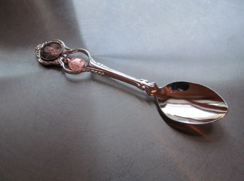 Photo: souvenir spoon from Ford's Theatre, Washington, D.C. Credit: John Phelan; Wikimedia Commons.