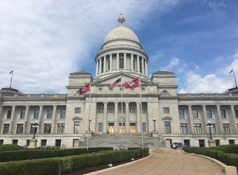 Photo: Arkansas State Capitol, Little Rock, Arkansas. Credit: HAL333; Wikimedia Commons.