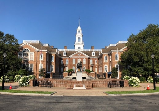 Photo: the Delaware Legislative Hall (Delaware Capitol Building) in Dover, Delaware. Credit: Famartin; Wikimedia Commons.