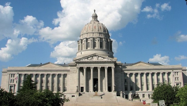 Photo: the Missouri State Capitol in Jefferson City, Missouri. Credit: RebelAt; Wikimedia Commons.
