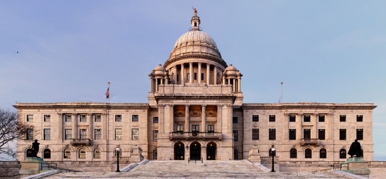 Photo: the Rhode Island State House in Providence, Rhode Island, boasts the world's fourth largest self-supported marble dome. Credit: Kumar Appaiah; Wikimedia Commons.