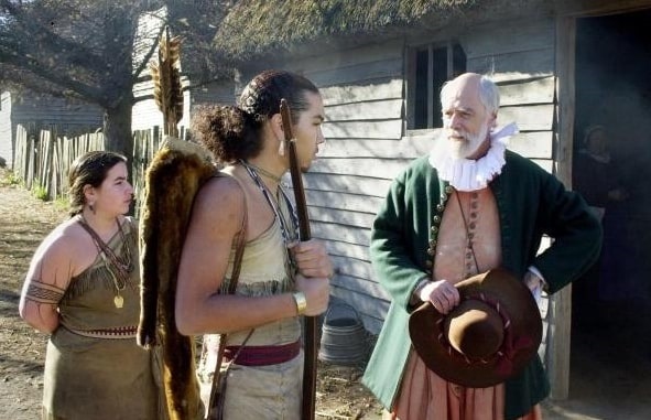 Photo: reenactment of Stephen Hopkins meeting with the colonists’ Wampanoag Indian interpreter Hobbamock outside his home at Plimoth Plantation. Courtesy of the Society of Mayflower Descendants in the Commonwealth of Pennsylvania (SMDPA).