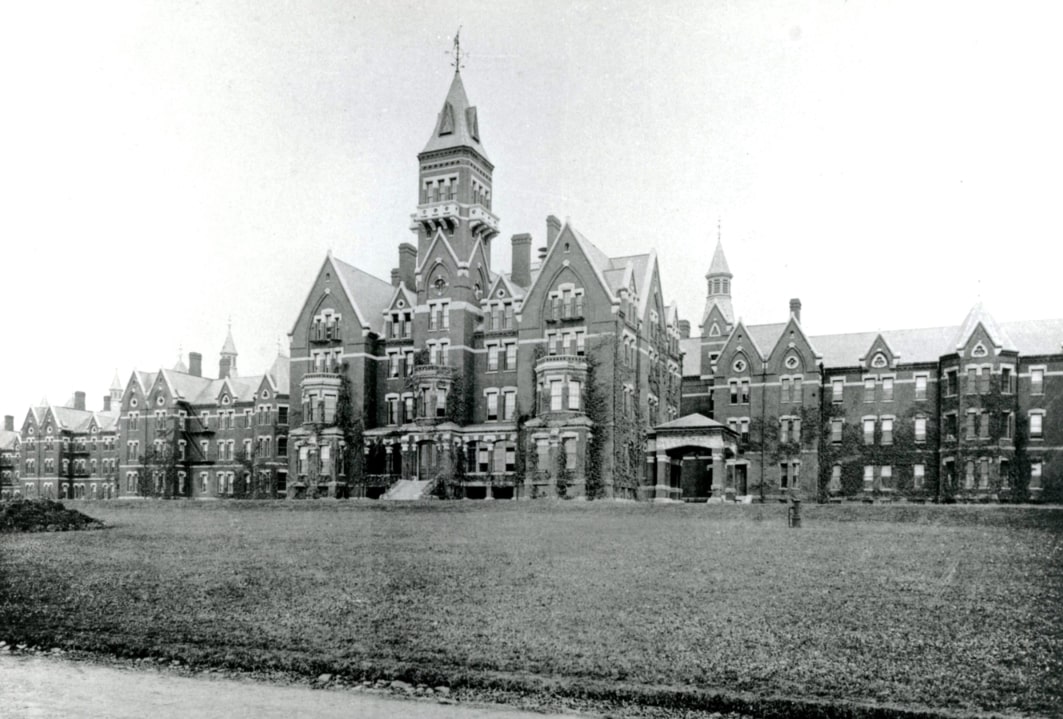 Photo: offices and west wing of Danvers State Hospital. Credit: Danvers Archival Center, Peabody Institute Library, Danvers, Massachusetts.