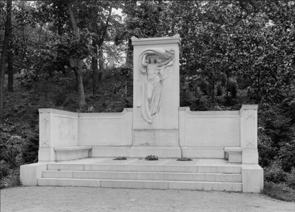 Photo: Melvin Monument. Credit: Library of Congress, Prints and Photographs Division.