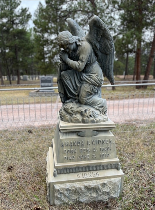 Photo: Greenwood Cemetery grave marker (front view), Upton, Wyoming. Credit: Gena Philibert-Ortega.