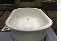 Photo: a bathtub modeled after the one made for President William Howard Taft